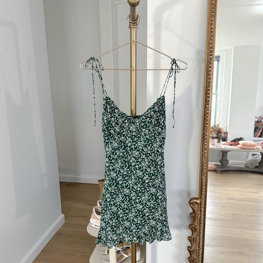 reformation esther dress - Picture 2 of 6